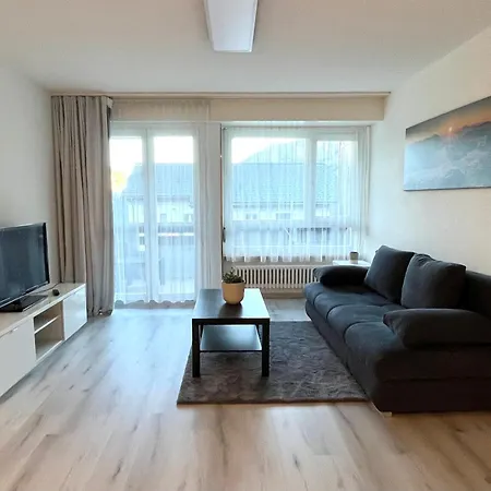 Apartment Family Friendly Duplex With Free Parking