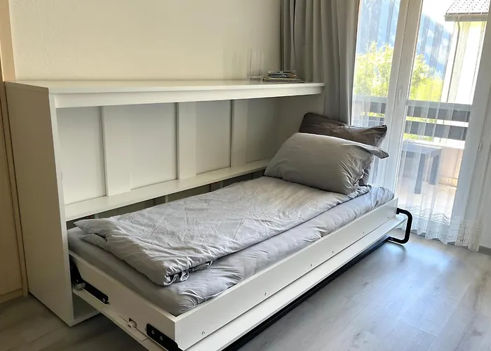 Family Friendly Duplex With Free Parking